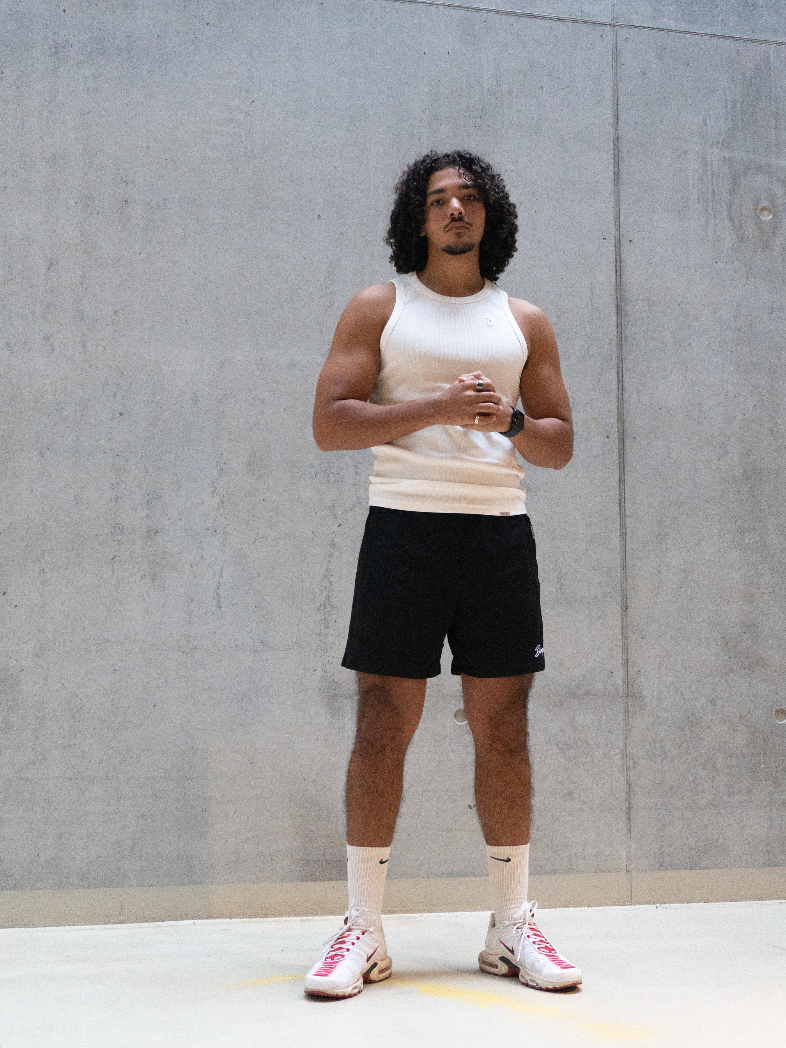 SIGNATURE TANK TOP