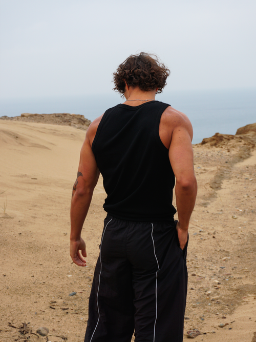 SIGNATURE TANK TOP