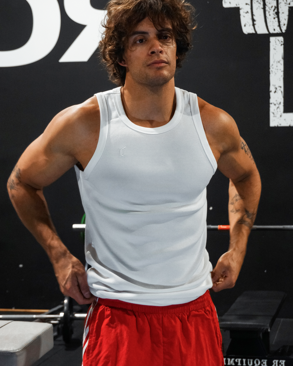 SIGNATURE TANK TOP