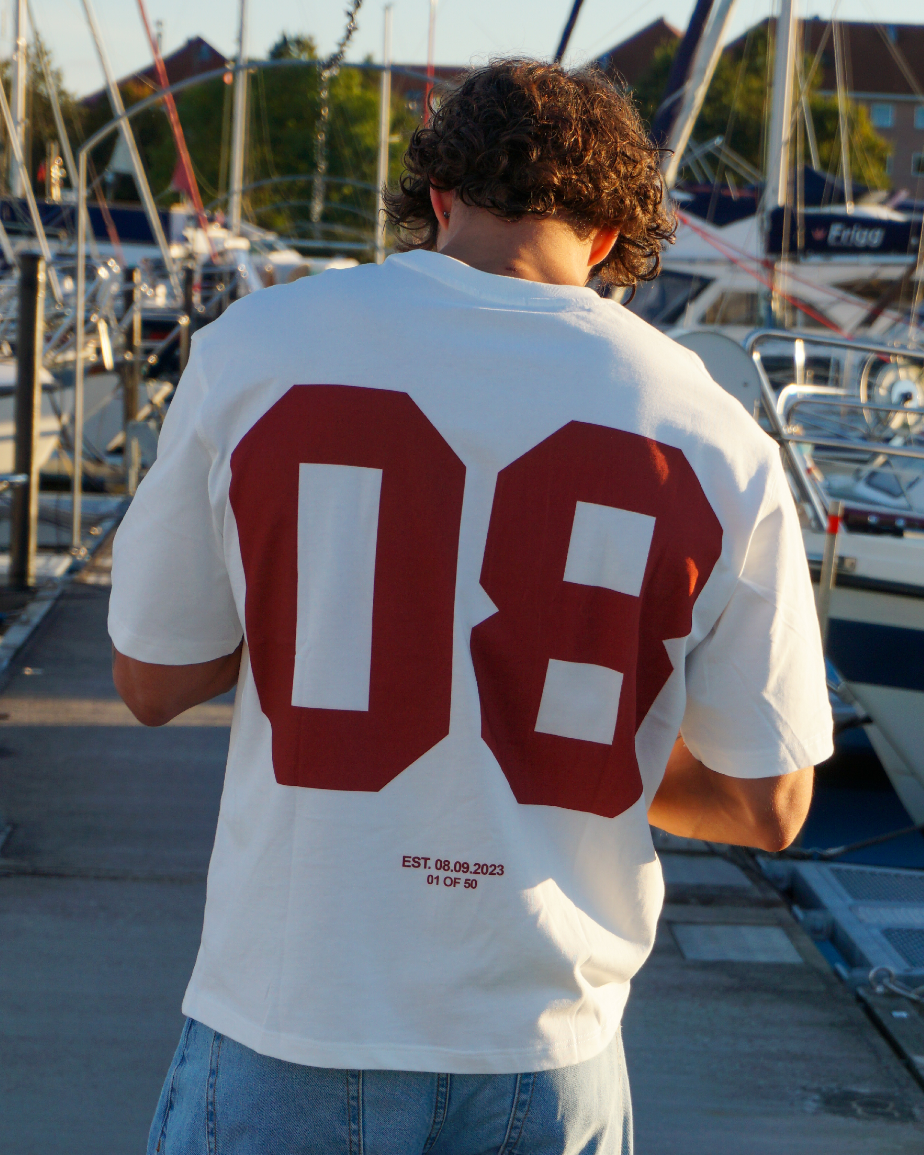 08 T-SHIRT