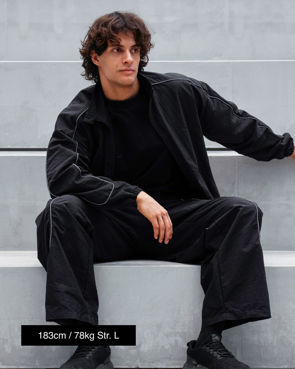 TRACK JACKET