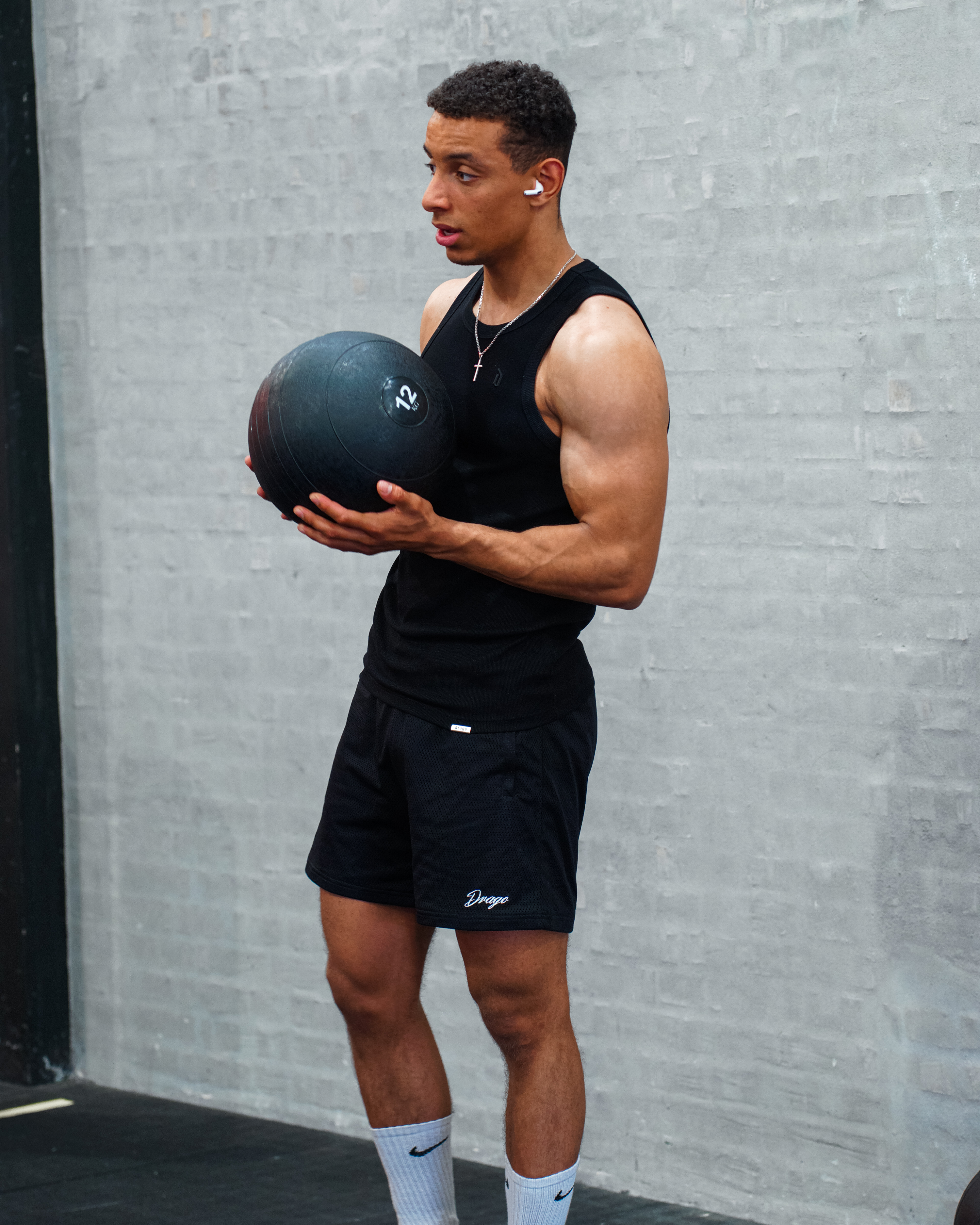 MESH SHORTS