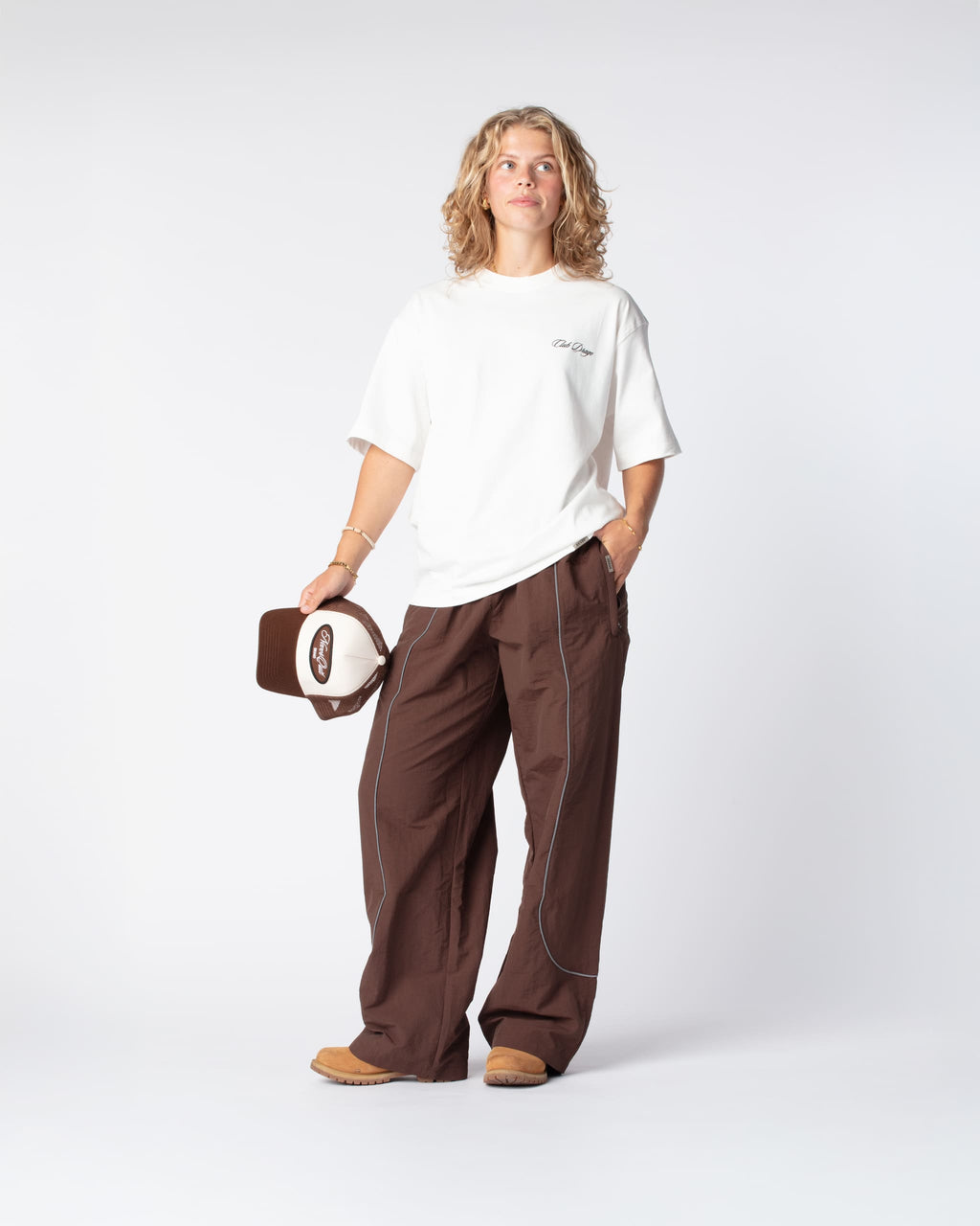 Full front outfit view of Nikoline in our Sun T-Shirt in 100% cotton, with screenprint on front and back