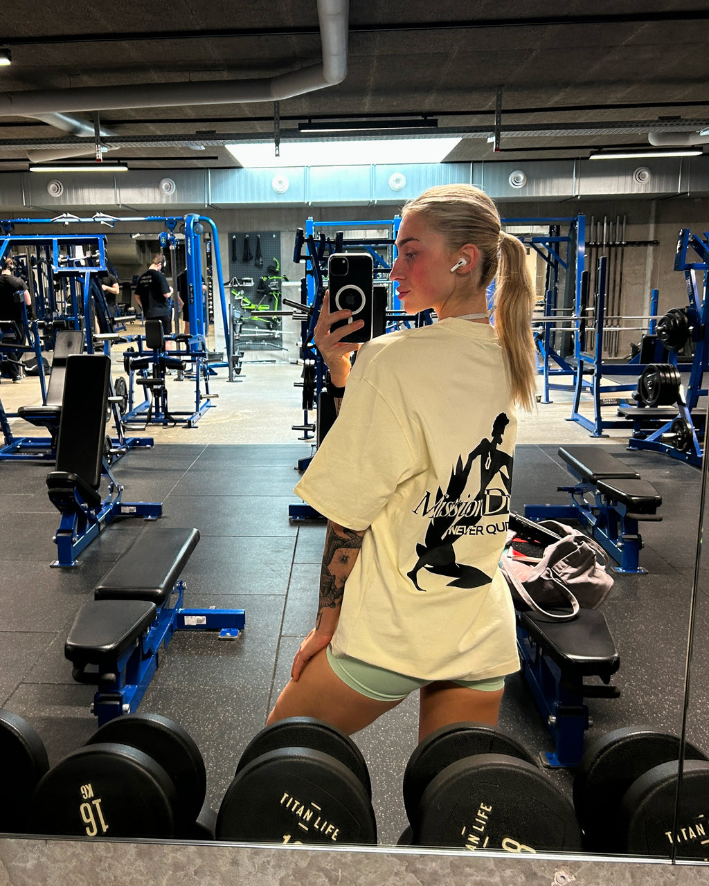 OLYMPUS T-SHIRT