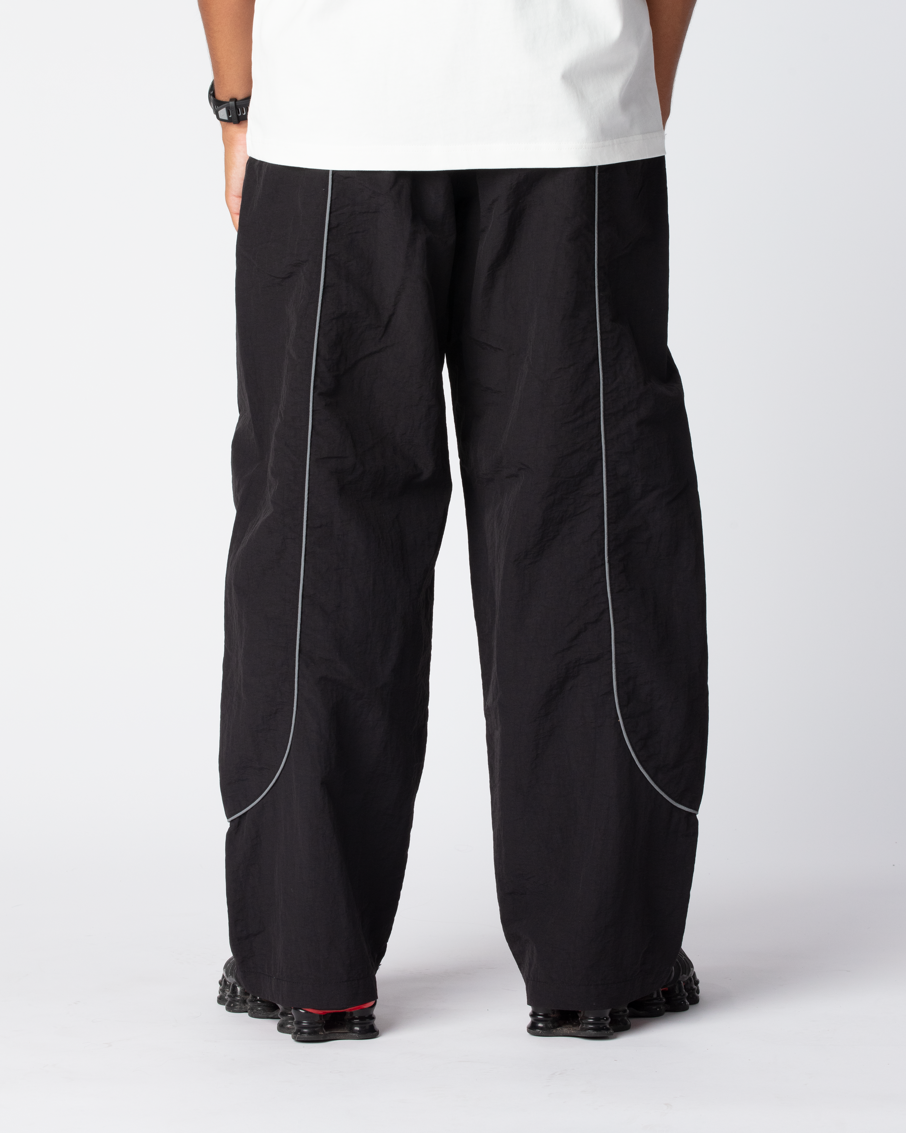 TRACK PANTS