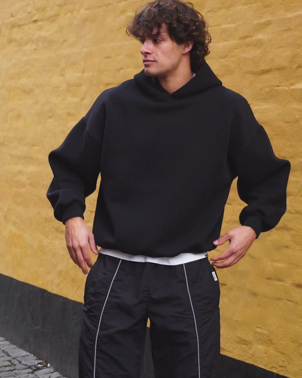 BLANK PUF HOODIE