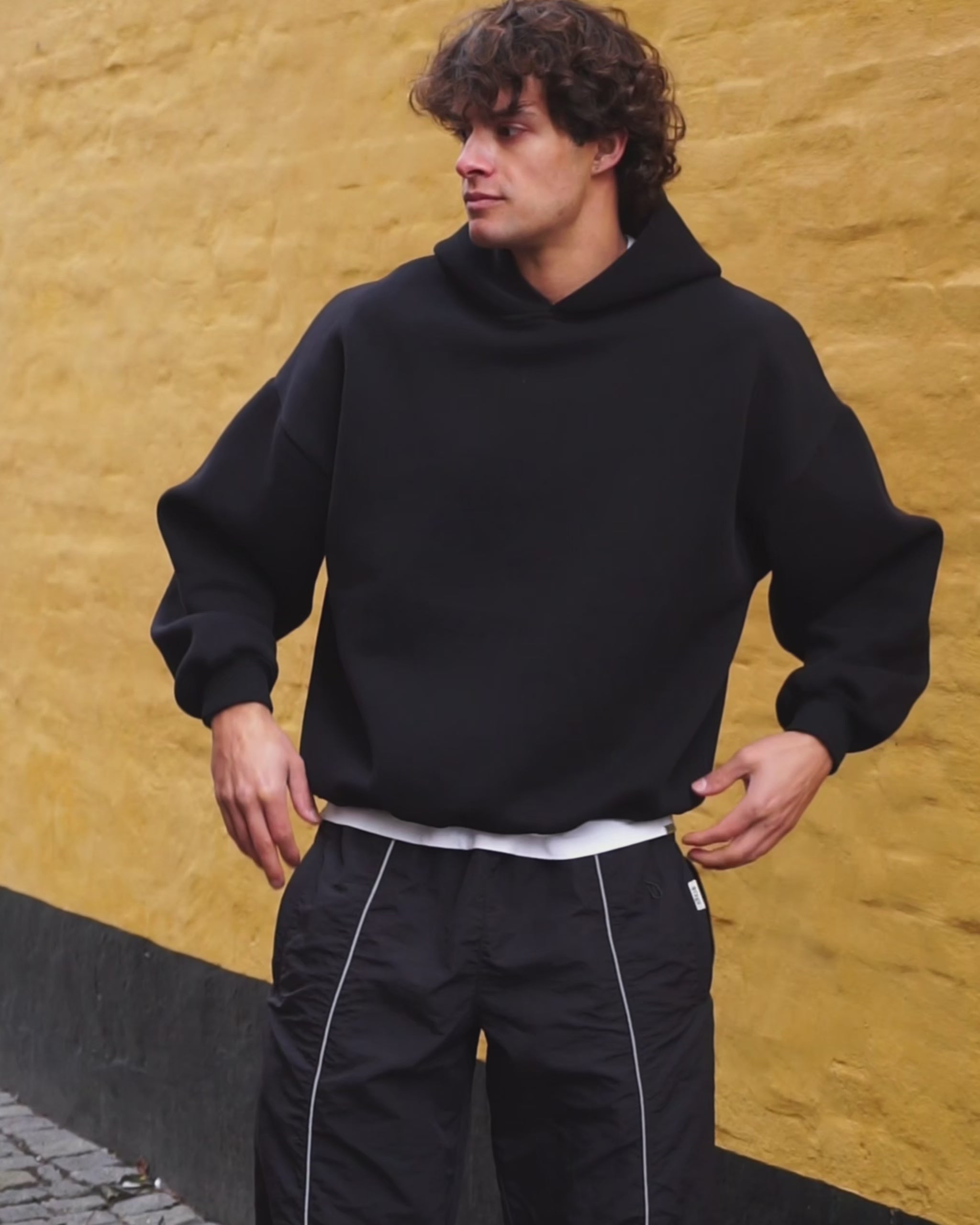 BLANK PUF HOODIE