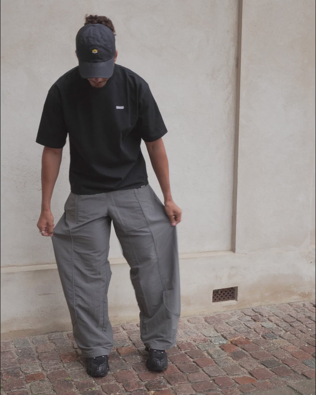 TRACK PANTS